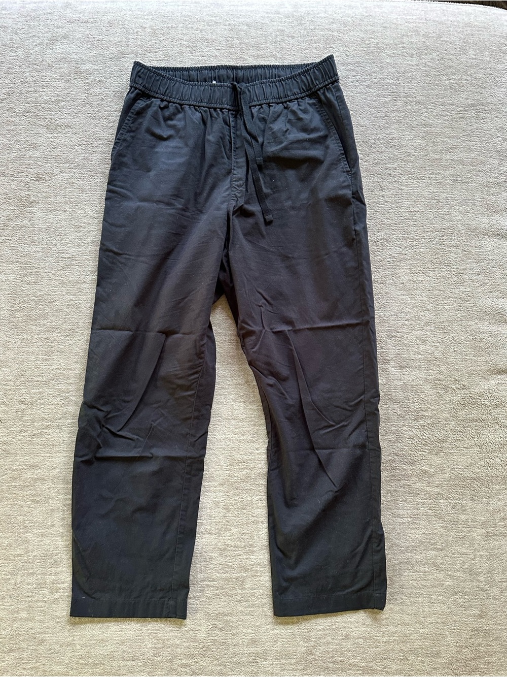 Uniqlo Black Cotton Relaxed Ankle Drawstring Pants